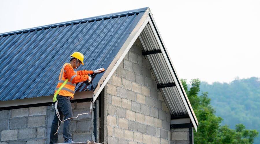 Expert Emergency Roof Repairs services in Jerseyville, IL
